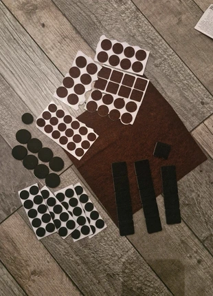 Lot de patins collants en feutrine, marca: sansnom., estado: Muito bom, €5.00, €5.95 inclui Proteção do Comprador