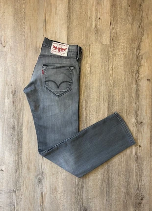 Jean levi’s strauss gris, taille XS/Enfant, marke: Levi's, zustand: Sehr gut, größe: XS, 7,00 €, 8,05 € inklusive Vinted-Käuferschutz