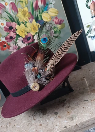 Feather hat pin, hat NOT included, condition: New without tags, size: M, £9.00, £10.15 includes Buyer Protection
