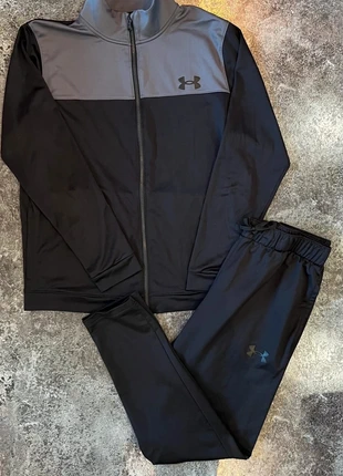 Ensemble survêtement sport noir homme Under Armour taille L Fitted Chándal hombre Tuta uomo Herren, marque: Under Armour, état: Très bon état, taille: L, 52,00 €, 55,30 € Protection acheteurs incluse