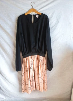 Robe little Karl Marc John taille 16 ans ou 34, brand: Little Karl Marc John, condizioni: Ottime, taglia: XS / IT 38 / EU 34, €14.90, €16.35 include la Protezione acquisti