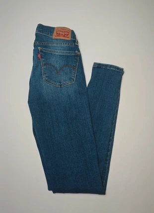 Jean Femme Levi's 710 Super Skinny W24 L30 bleu, brand: Levi's, condizioni: Ottime, taglia: XS / IT 38 / EU 34, €20.00, €21.70 include la Protezione acquisti