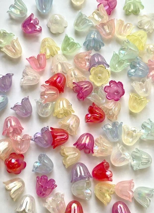45 perles fleurs en acrylique 8x10 mm, condizioni: Ottime, €1.90, €2.70 include la Protezione acquisti