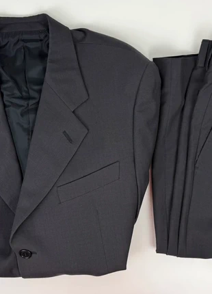 Valentino 1980’s Completo Blazer Collection Vintage, marque: Valentino, état: Très bon état, taille: M, 80,00 €, 84,70 € Protection acheteurs incluse