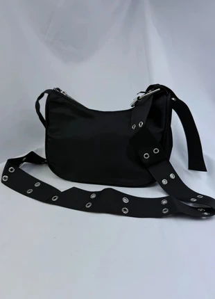 Sac À Bandoulière Noir En Nylon Imperméable Avec Sangle Cloutée, brand: CHROME, condition: Very good, €16.00, €17.50 includes Buyer Protection Pro