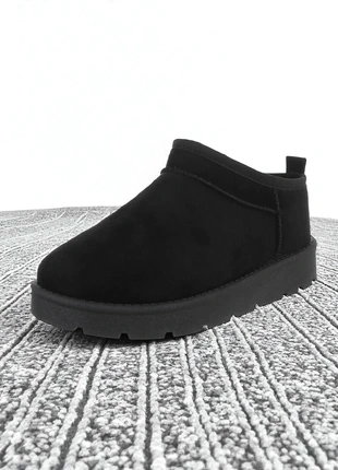 Paire de mules noires, taille 37, marca: Boutique Parisienne, estado: Muito bom, tamanho: 37, €25.00, €26.95 inclui Proteção do Comprador