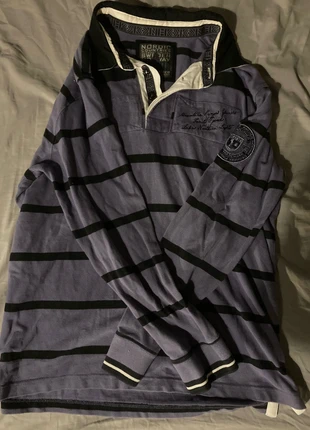 Ninteen ninety seven long sleeve, merk: Alternative, staat: Nieuw zonder prijskaartje, maat: L, € 8,00, € 9,10 inclusief Kopersbescherming