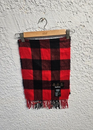 Echarpe Barbour rouge et noir, marke: Barbour, zustand: Sehr gut, 20,00 €, 21,70 € inklusive Vinted-Käuferschutz