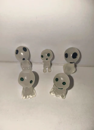 Princesse Mononoké lot de 5 kodamas, brand: Studio Ghibli, condition: Very good, size: One size, €6.90, €7.95 includes Buyer Protection Pro