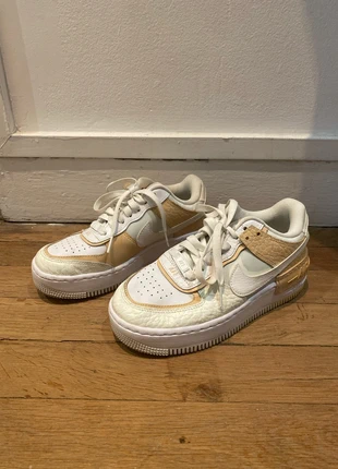 Nike Air Force 1, marque: Nike, état: Très bon état, taille: 36.5, 14,00 €, 15,40 € Protection acheteurs incluse