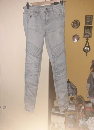 G star row jeans,dames, merk: G-Star, staat: Heel goed, maat: XXS / 32 / 4, € 7,50, € 8,58 inclusief Kopersbescherming