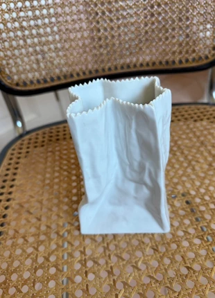 Vintage Rosenthal 70s Tütenvase– design Tapio Wirkkala, 18 cm (anni ’70), marke: Rosenthal, zustand: Sehr gut, 90,00 €, 95,20 € inklusive Vinted-Käuferschutz