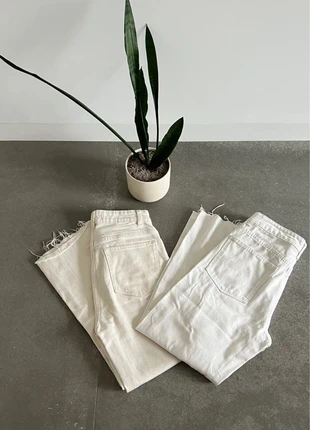 Pack pantalones blanco y crema 36, marque: Bershka, état: Très bon état, taille: S / 36 / 8, 6,00 €, 7,00 € Protection acheteurs incluse
