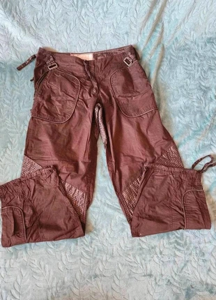 Vintage 2000’s Abercrombie Parachute Trousers, brand: Abercrombie & Fitch, condizioni: Ottime, taglia: M / IT 42 / EU 38, €16.00, €17.50 include la Protezione acquisti