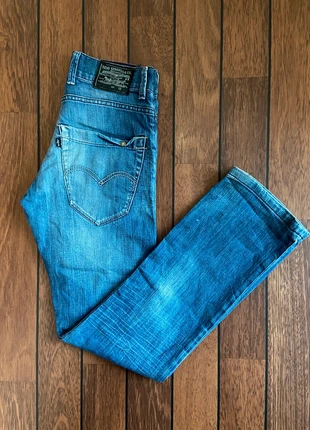 Jean Levi's Femme XXS Coupe droite Slim Vintage Patch brodé noir bleu denim rétro, brand: Levi's, condizioni: Ottime, taglia: XXS / IT 36 / EU 32, €14.90, €16.35 include la Protezione acquisti