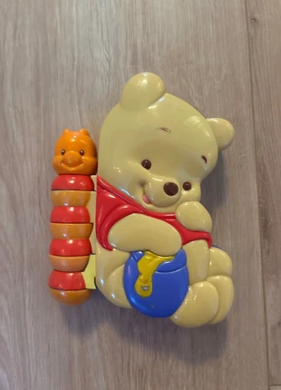 Winnie de Phoe speelboek, merk: Winnie The Pooh, staat: Goed, maat: 9-12 maanden / 74 cm, € 2,00, € 2,80 inclusief Kopersbescherming