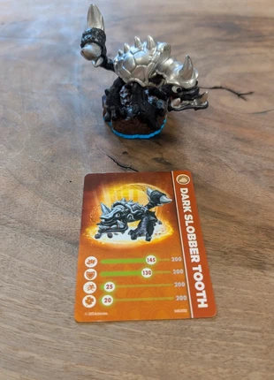 Skylander Dark Slobber Tooth, brand: Skylander, condizioni: Ottime, €5.00, €5.95 include la Protezione acquisti