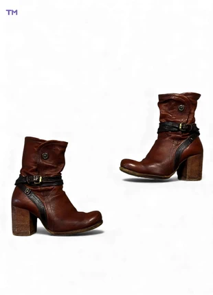 Bottines AS98 en cuir marron – talon bois – détail sangle cuir – pointure 38, marque: A.S.98, état: Très bon état, taille: 38, 82,00 €, 86,80 € Protection acheteurs incluse
