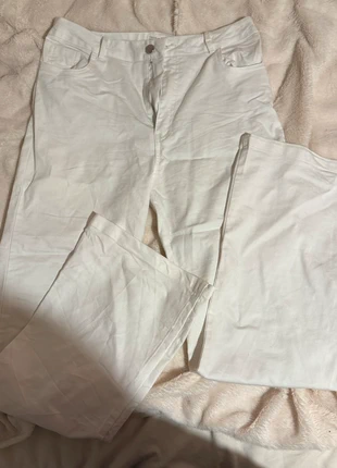 Pantalon blanc droit stretch – taille L, marque: Inconnu, état: Très bon état, taille: L / 40 / 12, 14,00 €, 15,40 € Protection acheteurs incluse