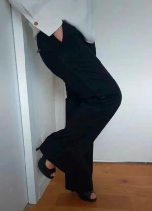 Pantalon femme noir IKKS – jambes larges – taille 34, marca: IKKS, estado: Muy bueno, tamaño: XS / 34 / 6, 34,90 €, 37,35 € Protección al comprador incluida