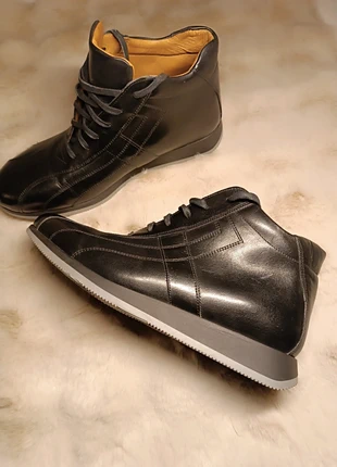 Superbes Minelli cuir T44 neuves, marque: Minelli, état: Neuf sans étiquette, taille: 44, 55,00 €, 58,45 € Protection acheteurs incluse