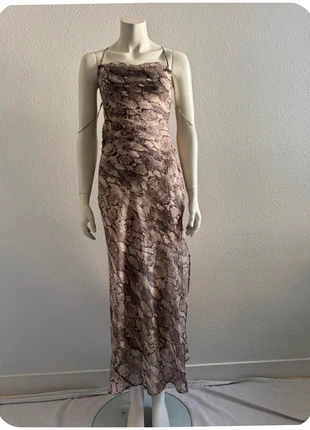 Robe longue Bershka imprimé serpent fines bretelles – Taille XS, marque: Bershka, état: Neuf avec étiquette, taille: XS / 34 / 6, 12,00 €, 13,30 € Protection acheteurs (Pro) incluse