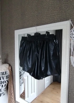 Sale!! Leatherlook shirt 44/46, staat: Nieuw zonder prijskaartje, maat: XXL / 44 / 16, € 6,95, € 8,00 inclusief Kopersbescherming