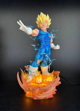 Figurine Majin Vegeta Super Saiyan Lumineuse | Dragon Ball Z | 32cm, marque: Dragon Ball Z, état: Neuf sans étiquette, taille: L, 49,99 €, 53,19 € Protection acheteurs (Pro) incluse