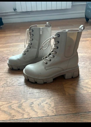 Bottine boots femme fille beige chelsea taille 37, marque: Chelsea, état: Très bon état, taille: 37, 9,00 €, 10,15 € Protection acheteurs incluse