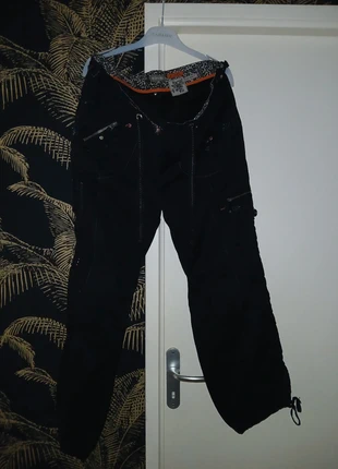 Pantalon noir cargo stylé taille 44 – Détails zippés et coupe moderne 🔥, marque: In Extenso, état: Bon état, taille: XXL / 44 / 16, 6,00 €, 7,00 € Protection acheteurs incluse