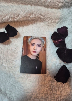 POB Seonghwa Makestar The Witness, brand: ATEEZ, condition: Very good, €6.00, €7.00 includes Buyer Protection Pro