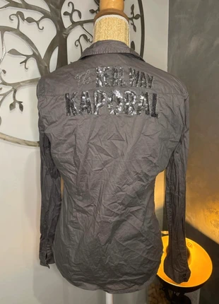 Chemise Kaporal gris avec sequin, marque: Kaporal, état: Neuf sans étiquette, taille: L / 40 / 12, 9,00 €, 10,15 € Protection acheteurs incluse