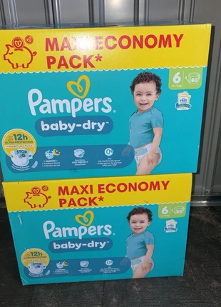 Couches Pampers bébé le lot de 2, brand: Pampers, condizioni: Nuovo con cartellino, taglia: 7–18 kg, €34.00, €36.40 include la Protezione acquisti