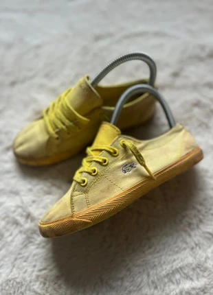 baskets lacoste gripshot jaunes - taille 32, marke: Lacoste, zustand: Sehr gut, größe: 32, 10,00 €, 11,20 € inklusive Vinted-Käuferschutz
