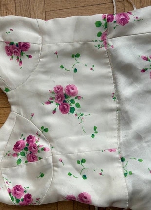 Robe bustier à fleurs dos nu, marke: Zara, zustand: Gut, größe: M / 38 / 10, 9,00 €, 10,15 € inklusive Vinted-Käuferschutz