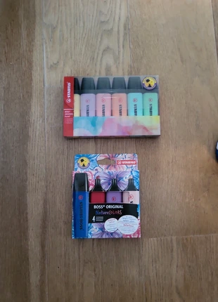 E boîtes neuves de stabilo nature colos et original pastel, marque: STABILO, état: Neuf avec étiquette, 10,00 €, 11,20 € Protection acheteurs incluse