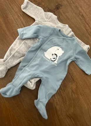 Twee boxpakjes C&A, merk: C&A, staat: Nieuw zonder prijskaartje, maat: Tot 1 maand / 50 cm, € 3,50, € 4,38 inclusief Kopersbescherming