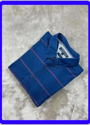 Chemise Tommy Hilfiger Bleu à rayure violette manche longue  Real Indigo Taille XL Homme, marque: Tommy Hilfiger, état: Très bon état, taille: XL, 15,00 €, 16,45 € Protection acheteurs incluse