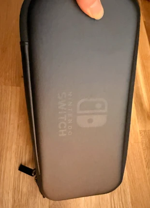 Nintendo Switch – Officiële draagcase, marque: Nintendo, état: Très bon état, 2,50 €, 3,33 € Protection acheteurs incluse