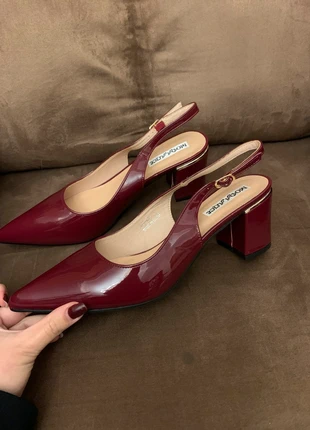 Décolleté bordeaux numero 41, marke: Mary Jane, zustand: Neu, mit Etikett, größe: 41, 23,00 €, 24,85 € beinhaltet Vinted-Käuferschutz Pro