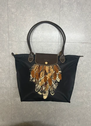 Sac lonchamp / noir / édition spécial Plumes / Longchamp Pliage, marque: Longchamp, état: Bon état, 90,00 €, 95,20 € Protection acheteurs incluse