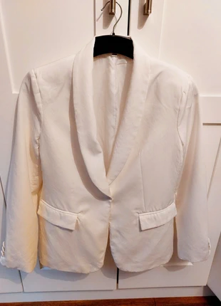 White -blazer Size M (SHEIN), brand: Shein, condition: New without tags, size: M / 38 / 10, €1.50, €2.28 includes Buyer Protection