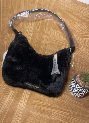 Steve Madden Black Fur Shoulder Bag, brand: Steve Madden, condition: New with tags, £25.00, £26.95 includes Buyer Protection