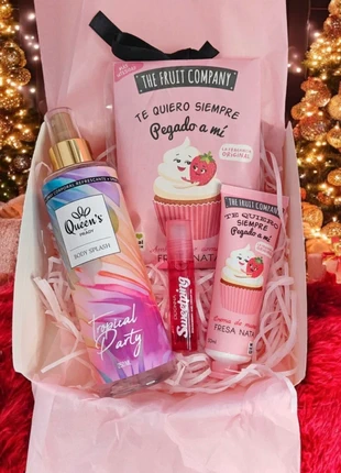 Coffret noël, marque: Cyelora, état: Neuf avec étiquette, 9,90 €, 11,10 € Protection acheteurs (Pro) incluse