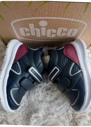 Baskets a scratch Chaussures Chicco Bébé Golem Pointure 18 - Marron - NEUVES, marque: Chicco, état: Neuf avec étiquette, taille: 18, 12,00 €, 13,30 € Protection acheteurs incluse