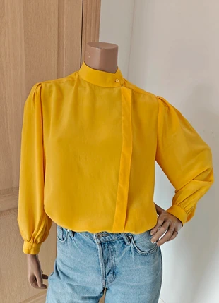 Prachtige gele vintagebloes in zijde., brand: Vintage Chic, condizioni: Ottime, taglia: L / IT 44 / EU 40, €16.00, €17.50 include la Protezione acquisti