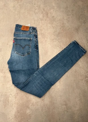 Jean Levi’s 721 High rise Skinny Femme Bleu vintage – Taille 34 (W26 L30), brand: Levi's, condition: Very good, size: XS / 34 / 6, €22.00, €23.80 includes Buyer Protection Pro