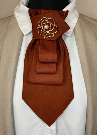 Cravatta gioiello spilla vintage fatta a mano 073, brand: Vintage Dressing, condizioni: Ottime, €12.90, €14.25 include la Protezione acquisti