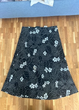 Vintage floral print skirt, marque: H&M, état: Neuf sans étiquette, taille: S / 36 / 8, 8,00 €, 9,10 € Protection acheteurs incluse