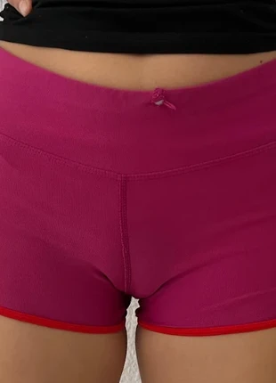 Leggings cortos de running Nike púrpura, marca: Nike, estado: Bueno, tamaño: M / 38 / 10, 6,00 €, 7,00 € Protección al comprador incluida